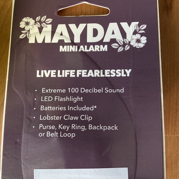 Mayday Mini Alarm Flashlight Keychain - Picture 5 of 9